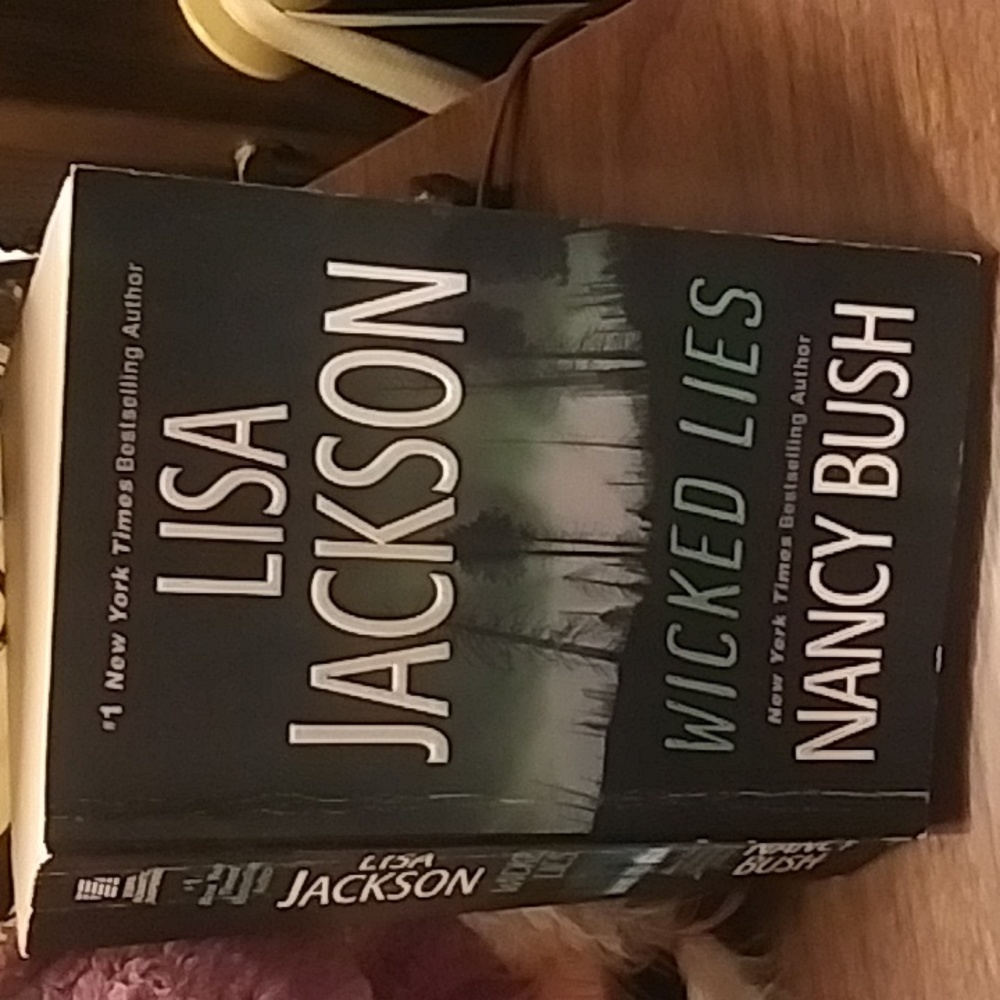 wicked lies  paperback book  by Lisa Jackson and Nancy Bush